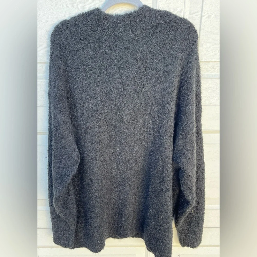 Women's Aerie Cozy Oversized Bouclé V-Neck Sweater Black XXL/TG - Picture 3 of 5
